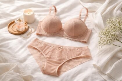 Telt idomú nőknek készült előnyös fehérnemű szett